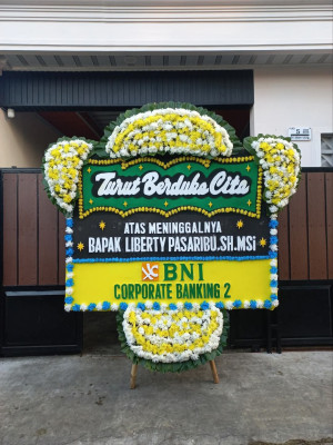 Papan Bunga Duka di Battang Barat