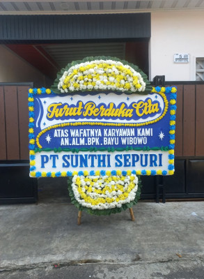 Papan Bunga Duka di Battang Barat